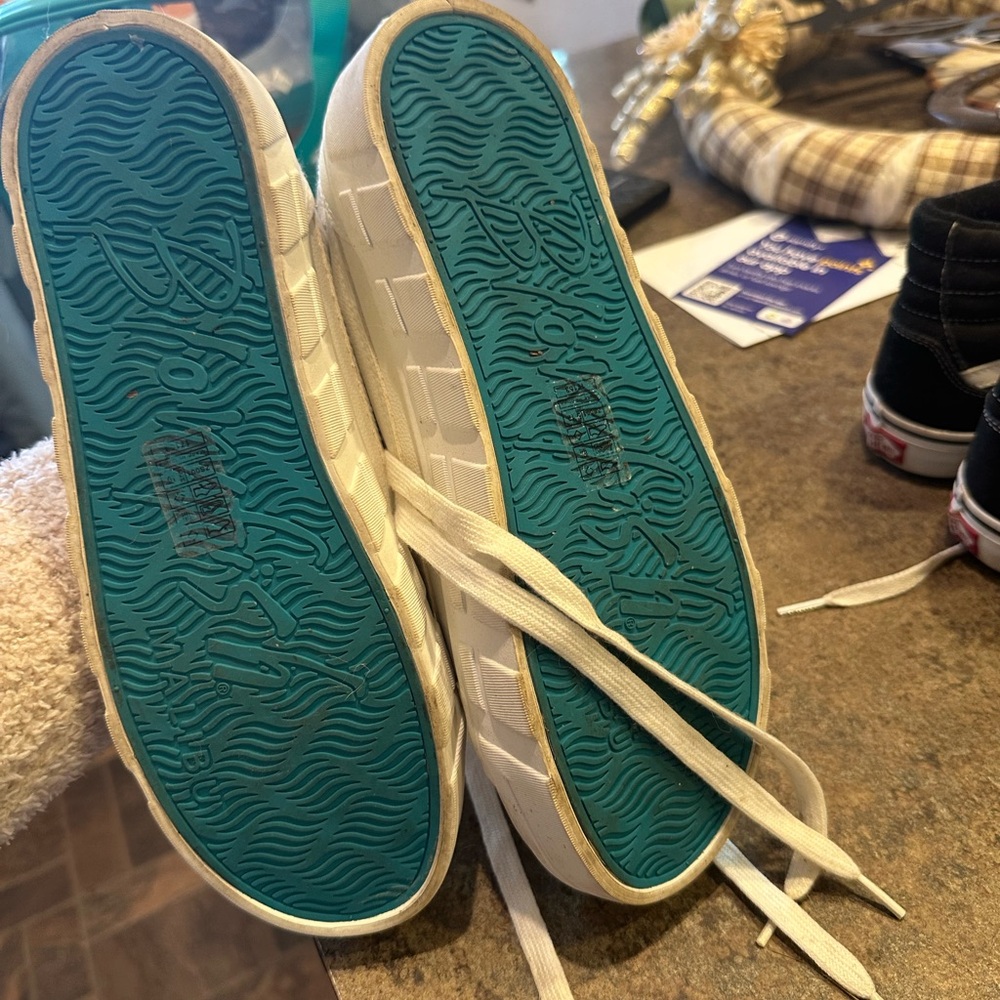 Blowfish White Athletic Shoes with Teal Soles